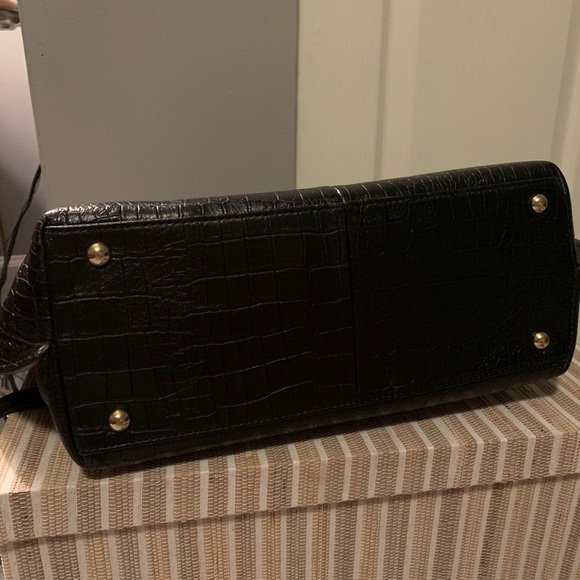 Antonio Melani Black Croc Embossed Leather purse - Picture 7 of 8